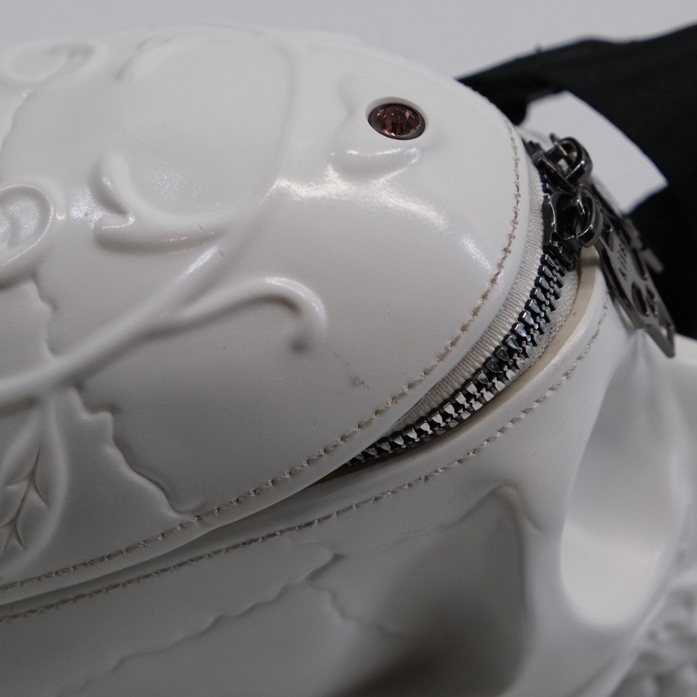 Kiisy Skull Crossbody Bag White Embossed Goth Small Messenger - Picture 8 of 13